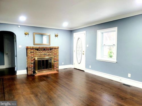 20 Kendall Blvd, Camden NJ  08107-1512 exterior