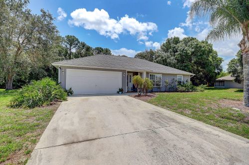 4220 61 Ave, Vero Beach FL 32968-9258 exterior