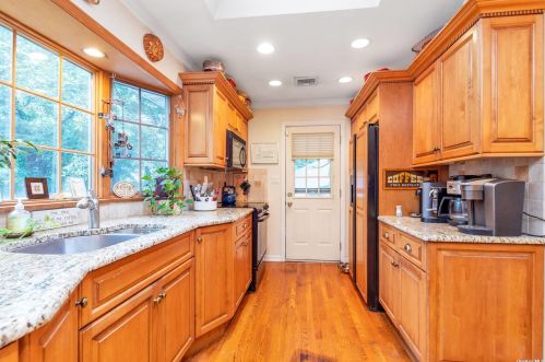 215 Vernon Valley Rd, Elwood NY  11731-1154 exterior