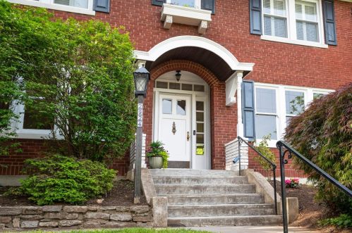 2924 Erie Ave, Cincinnati, OH 45208-2319