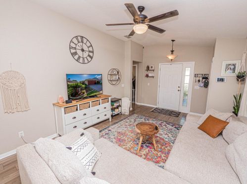 11419 Crestlake Village Dr, Riverview FL  33569-2939 exterior