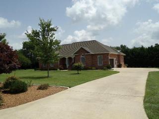 140 Audobon Dr, Winchester, TN 37398-4476