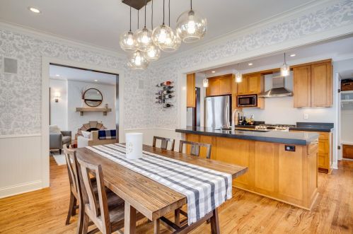 1305 Hartford Ave, Saint Paul MN 55116-1623 exterior