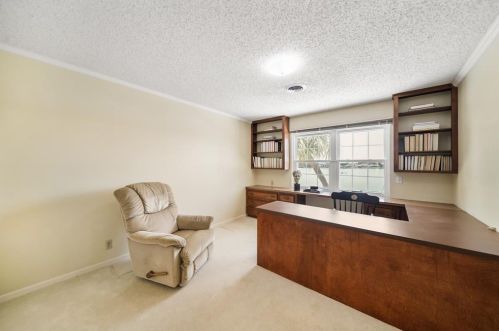 2926 Dominique Dr, Galveston TX 77551-1572 exterior