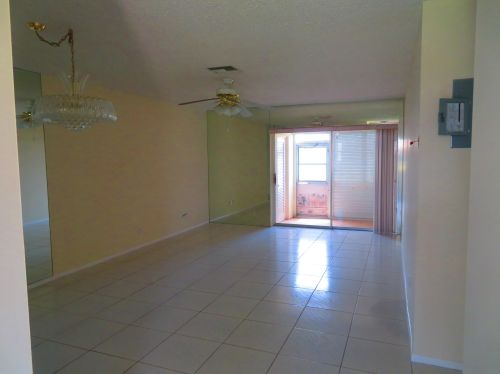 2593 Dudley Dr, West Palm Beach, FL 33415-8711