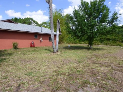 871 Calumet St, Lehigh Acres, FL 33974-9513