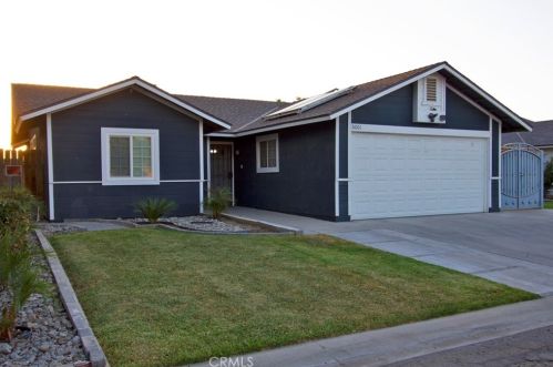 6001 Stone Bridge Ln, Bakersfield, CA 93313-3386