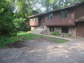 5020 Williston Rd, Hopkins MN  55345-3658 exterior