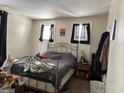 605 3rd St, Rudytown, PA 17070-2018