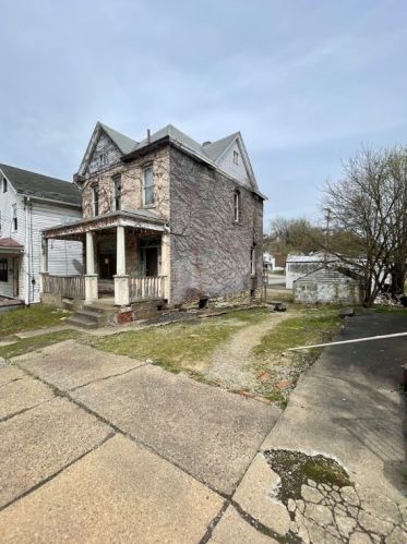 1711 Evans Ave, Mckeesport, PA 15132-4951