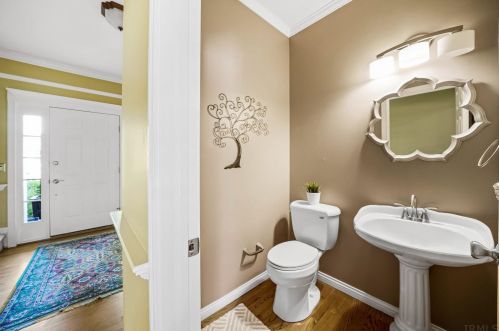 14641 Horseshoe Bend Ct, Granger IN  46530-8231 exterior