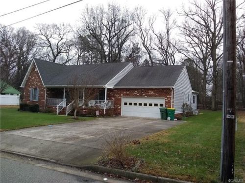 1011 Smithfield Ave, Hopewell, VA 23860-5417