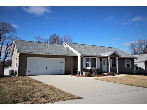 1115 Lynn St, Buchanan, IA 52772-1045