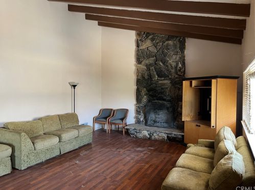 20436 Harvard Way, Riverside, CA 92507-6623