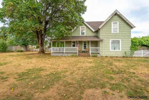 561 Ct St, Dallas OR  97338-2031 exterior