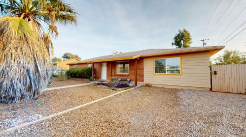 6702 Cooper St, Tucson, AZ 85710-1022