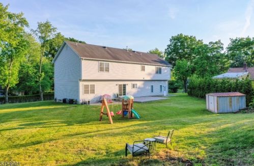 23 Alan Dr, Parsippany NJ  07054-4101 exterior