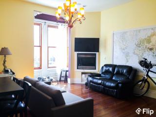 592 Castro St, Richmond CA  94801-2105 exterior