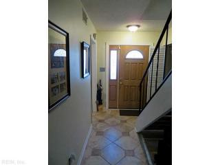 1254 Glyndon Dr, Virginia Beach VA  23464-4436 exterior