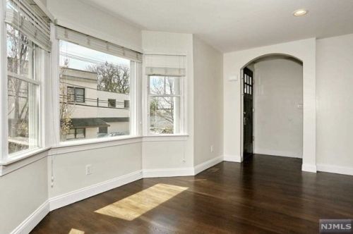 60 Madison Ave, Dumont NJ 07628-2317 exterior