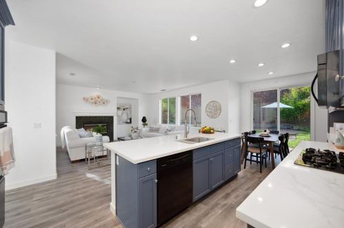 6040 Edgehill Dr, Folsom CA  95762-5474 exterior