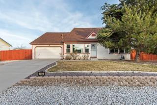 200 Karnak Cir, Sparks, NV 89441-0544