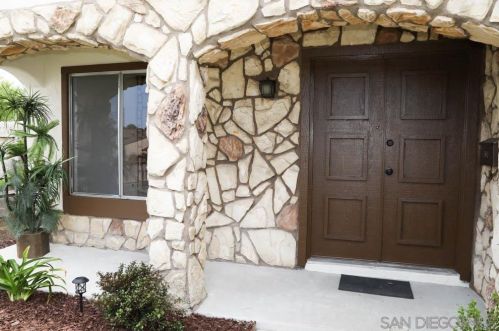 6048 Parkside Ave, San Diego, CA 92139-3724