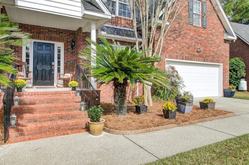 2301 Salt Wind Way, Mount Pleasant, SC 29466-8682