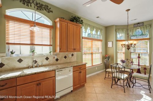 69 Forsgate Way, Lakewood NJ  08701-3873 exterior