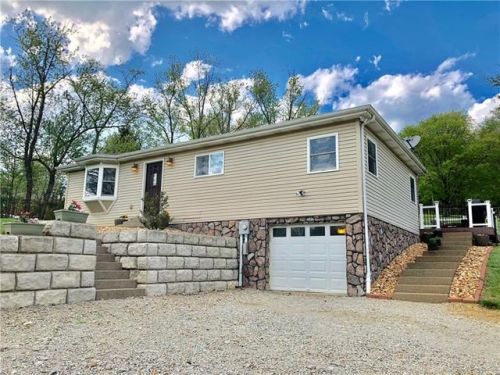 95 Ames Rd, Bentleyville, PA 15314-1927
