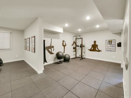 627 Deep Valley Dr, Palos Verdes Estates CA 90274-3605 exterior