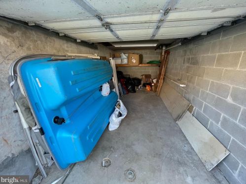 6308 Glenloch St, Philadelphia PA 19135-3613 exterior