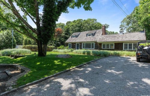 186 Kings Point Rd, East Hampton, NY 11937-3043