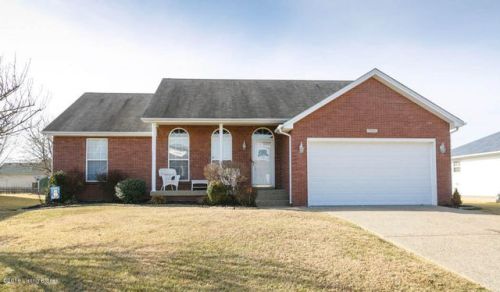 5204 Hassock Ct, Louisville, KY 40258-5448