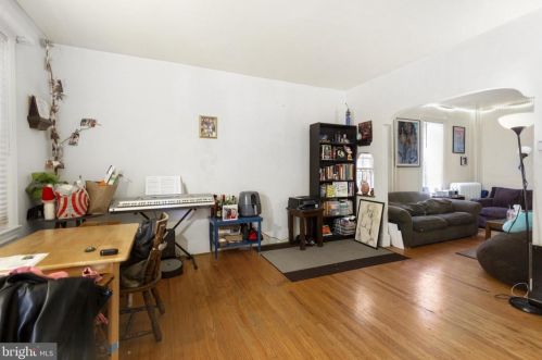 592 Martin St, Philadelphia PA  19128-1619 exterior