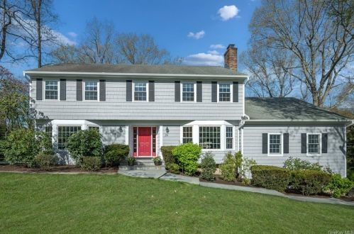 26 Pinehurst Dr, Purchase, NY 10577-1308