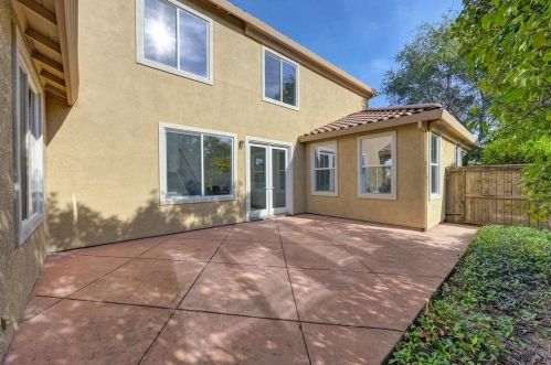 6040 Edgehill Dr, Folsom CA  95762-5474 exterior