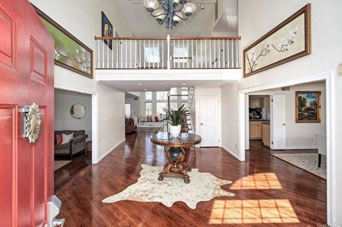 4 Stonington Hts, Briarcliff, NY 10510-1732