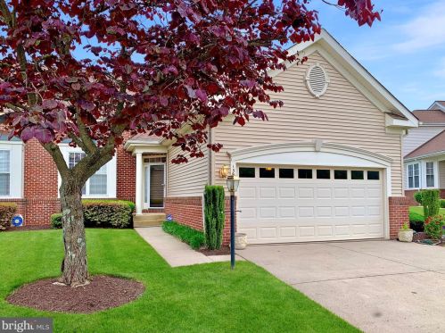 13927 Chelmsford Dr, Gainesville, VA 20155-3111