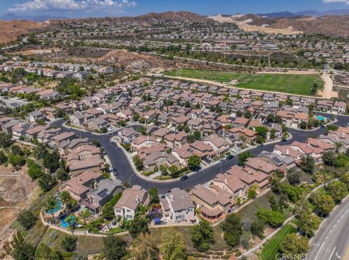 29003 Mirada Circulo, Santa Clarita CA  91354-1591 exterior