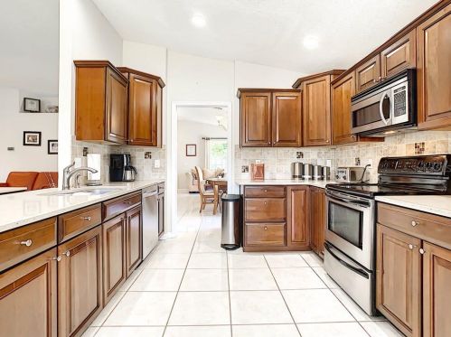 4784 Ridgemoor Cir, Palm Harbor FL  34685-3149 exterior