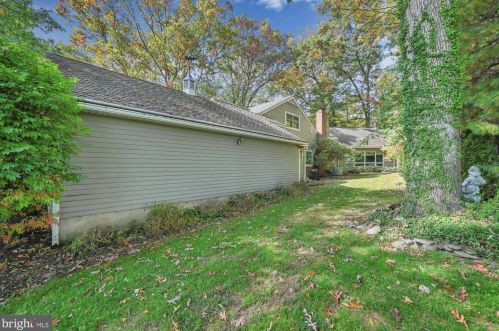 1743 Tall Oaks Rd, Molino PA  17961-9502 exterior