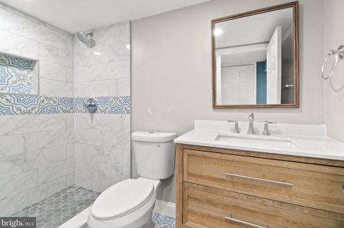 641 Franklin St, Washington DC 20017-1318 exterior