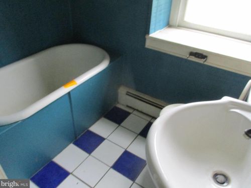 1810 Schwenksville Rd, Collegeville PA  19473-1942 exterior