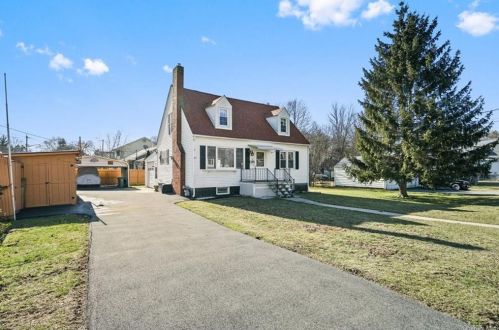 14 Rodman St, Middletown, NY 10940-3206