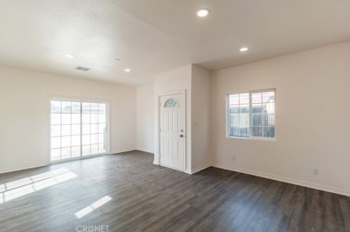 4723 Ivy St, Pico Rivera CA  90660-2236 exterior