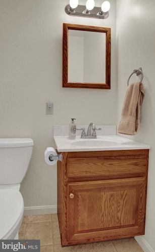 6550 Baywood Dr, Harrisburg PA 17111-6894 exterior