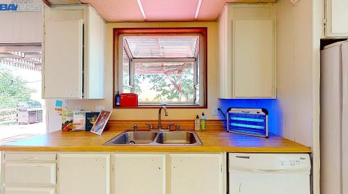 6901 Johnston Rd, Pleasanton CA  94588-9460 exterior