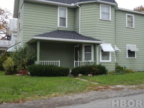 220 Laquineo St, Findlay, OH 45840-4731