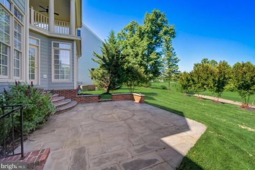 4424 Tuscany Ct, Woodbridge VA  22192-5519 exterior